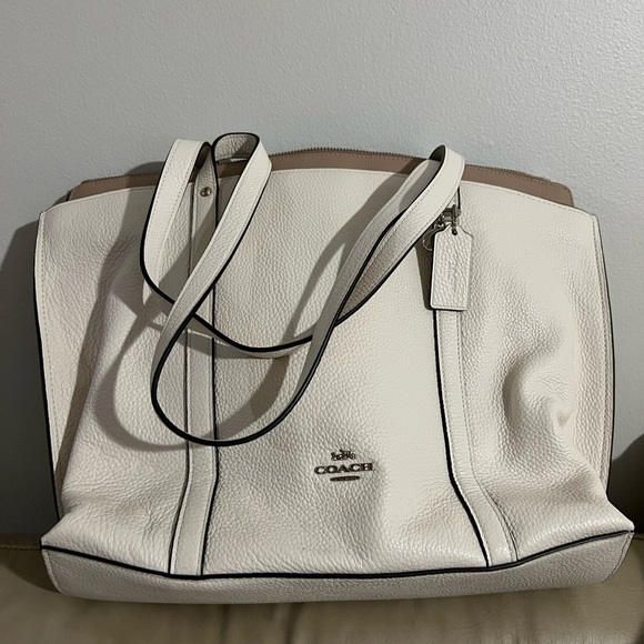 Coach Handbags - NWOT Coach purse